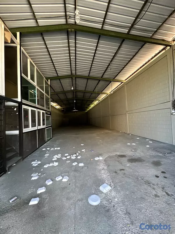 oficinas y locales comerciales - NAVE COMERCIAL 5