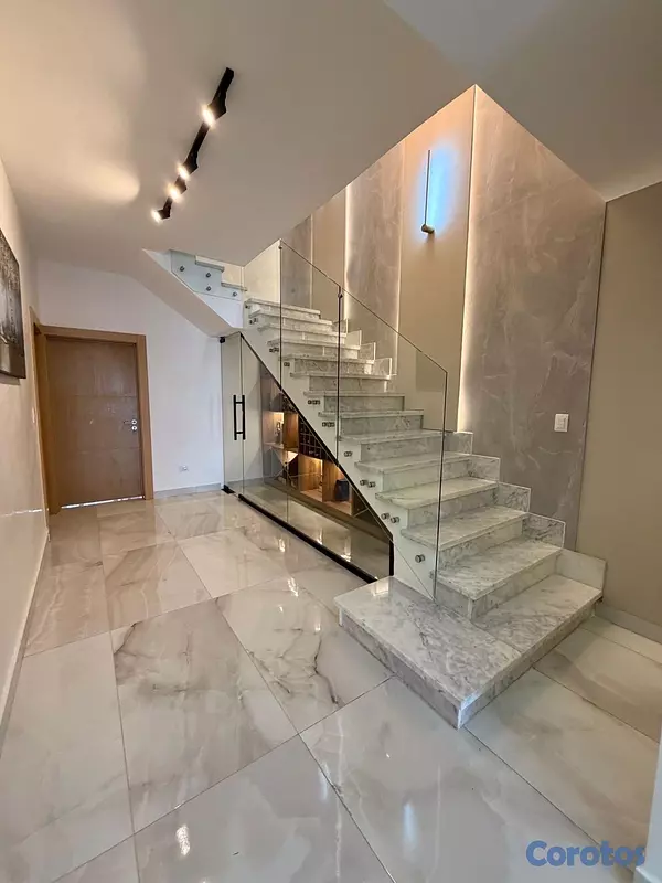 apartamentos - Penthouse con jacuzzi privado, 4 habitaciones, 3 parqueos  6