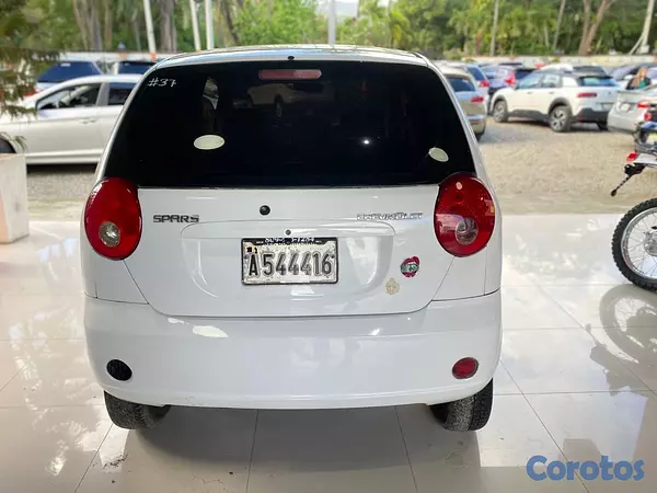 carros - Chevrolet spark 2010 9