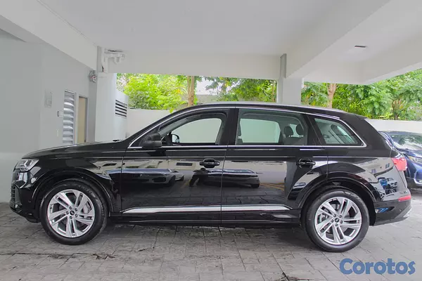 jeepetas y camionetas - Audi Q7 55 TFSI 2026 3