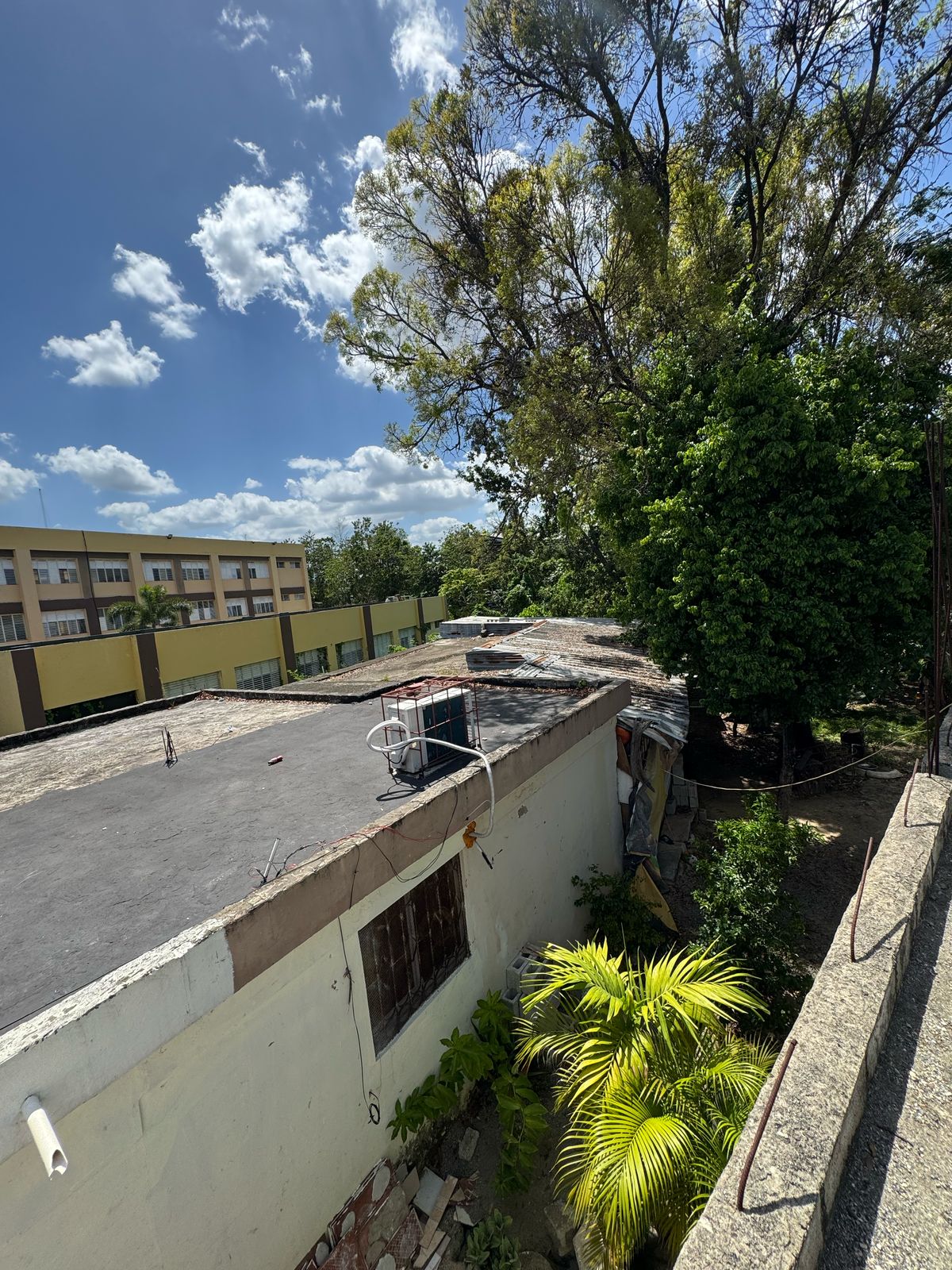 solares y terrenos - Terreno de 1,026.00 En Las Caobas  7