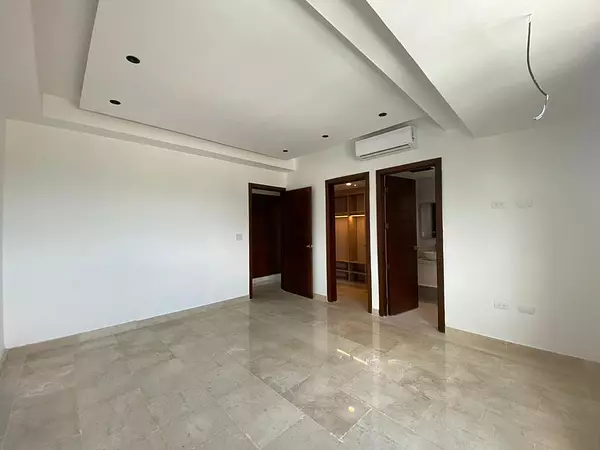 apartamentos - SE VENDE apartamento en La Julia 8
