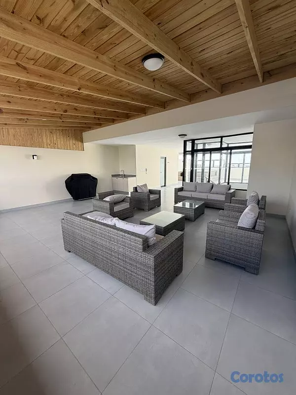 apartamentos - ALQUILO VACIO APART. DE 1 HAB. PISO ALTO PRÓX. A P 4