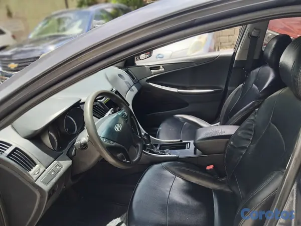carros - HYUNDAI Y20 4