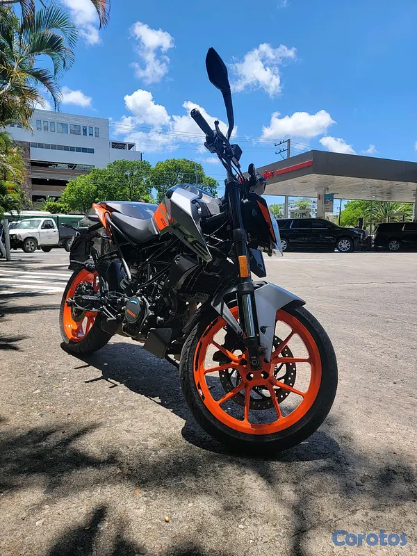 motores y pasolas - KTM Duke 200 2023 6