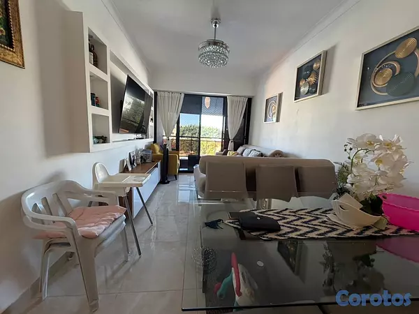 apartamentos - vendo independencia klm 7 piso 3 dos habitaciones dos baños balcón parqueo  6