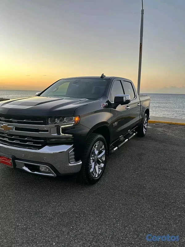 jeepetas y camionetas - chevolet colorado 2020  4
