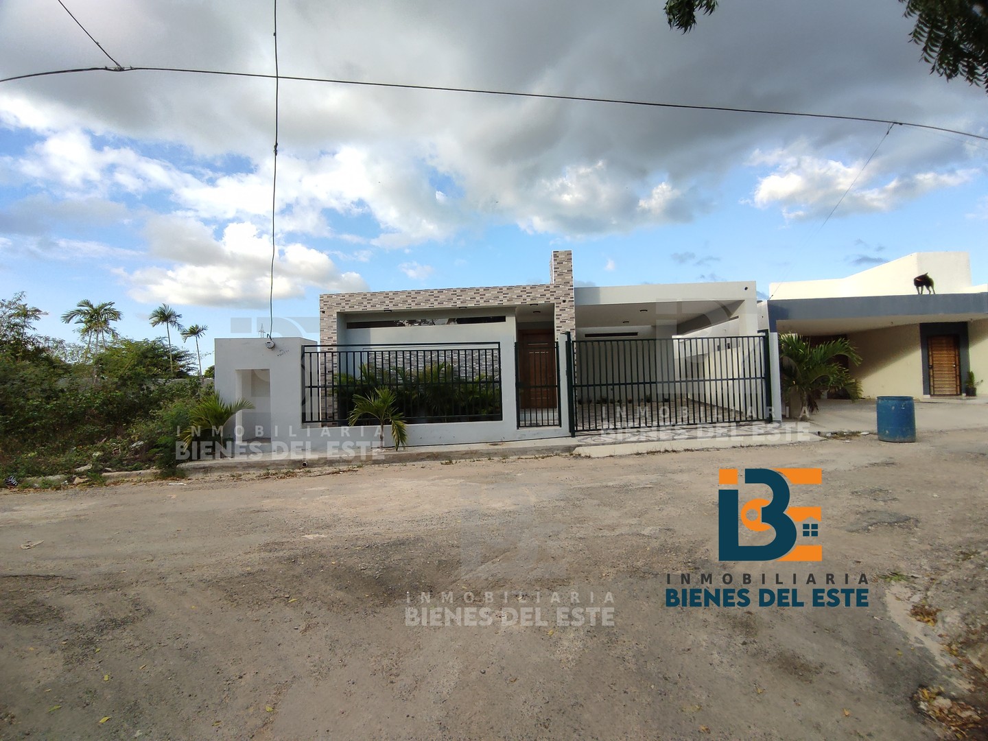 casas - Casa Familiar ubicada en Residencial Naime Etapa IIISe Vende 2