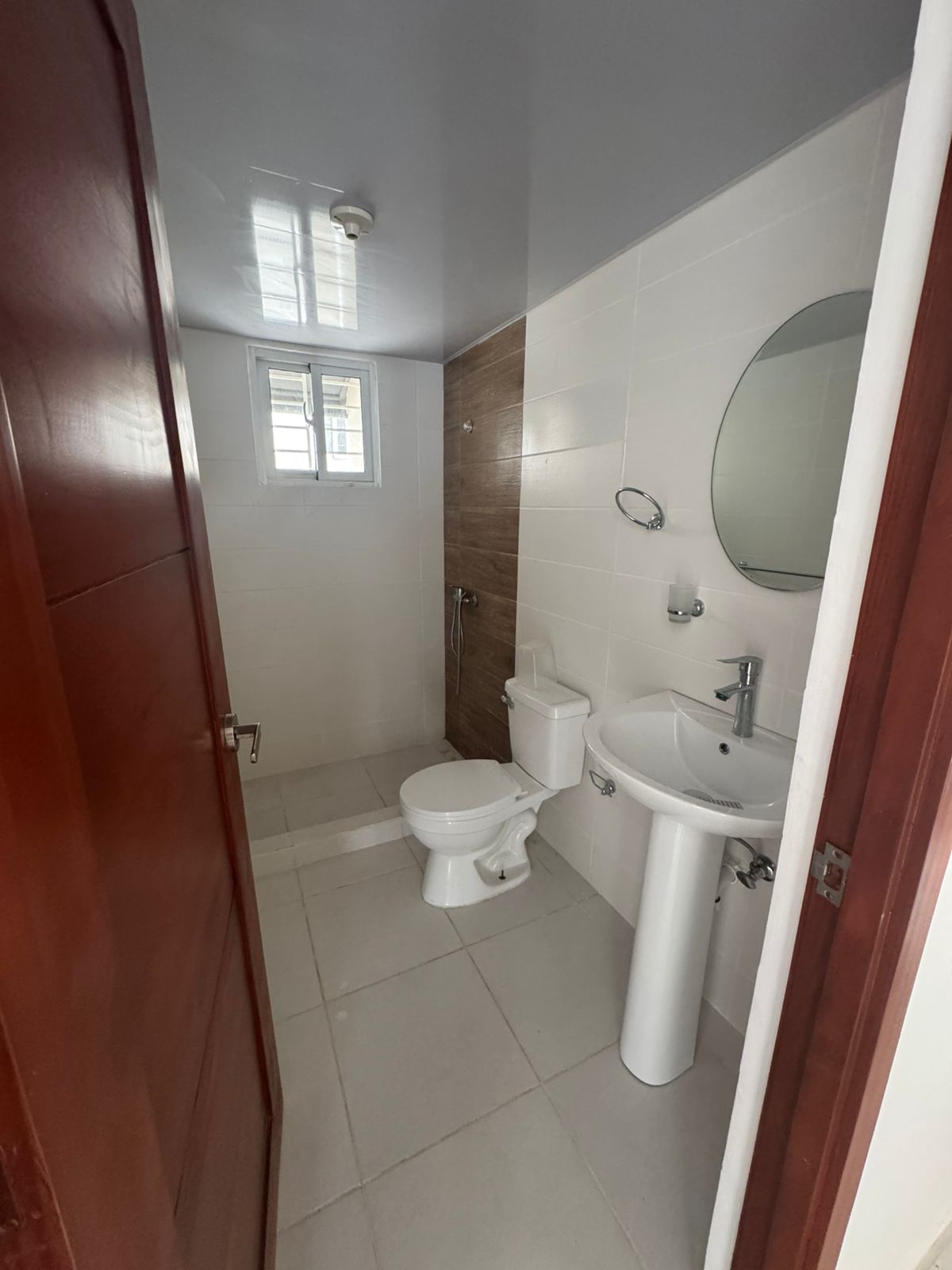 apartamentos - Piso 3 En Santo Domingo Este Residencial 7