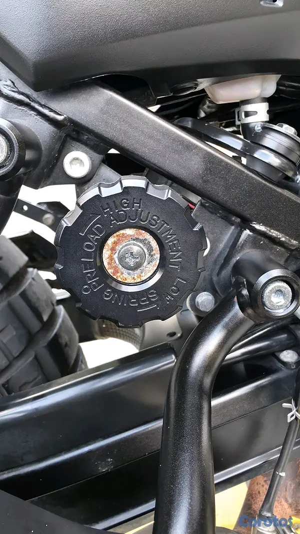 motores y pasolas - Suzuki V-Strom 650 2017  8