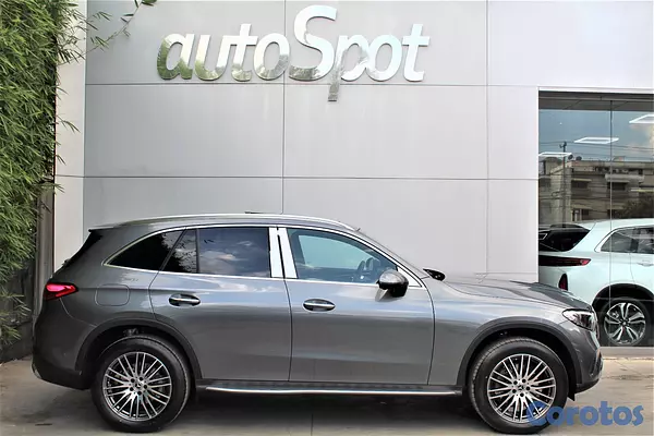 jeepetas y camionetas - Mercedes-Benz Clase GLC 300 4MATIC 2026 4
