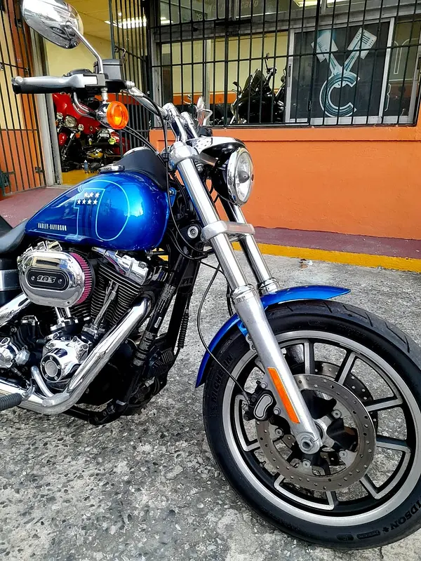 motores y pasolas - 2017 Harley Davidson Low Rider 1700cc 4