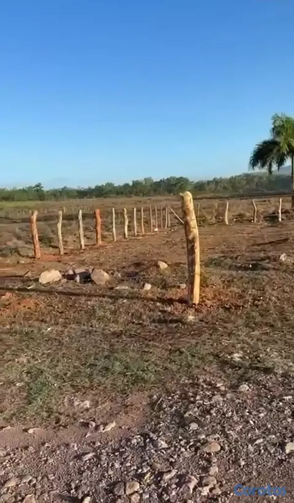solares y terrenos - Solar en venta frente a la Basílica de Bayaguana, precio fijo 4