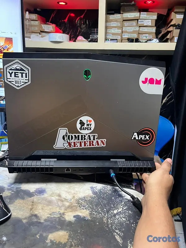 computadoras y laptops - Alienware 17 R4 /i7-7700HQ@2,80ghz/Nvidia 1060 6GB 5