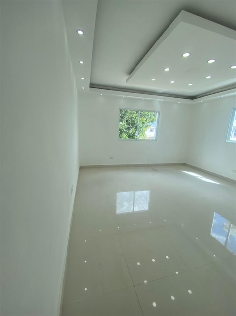 casas - Venta de casa de 2 niveles en la autopista de san Isidro prado oriental 7