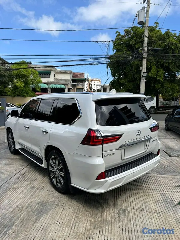 jeepetas y camionetas - lexus LX 570 2016 super sport  14