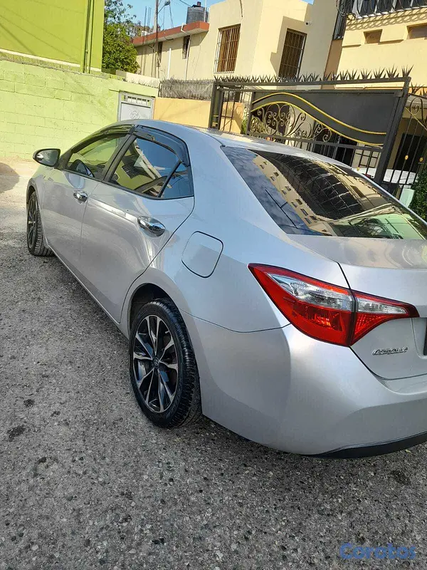 carros - VENDO TOYOTA COROLLA 2016 4