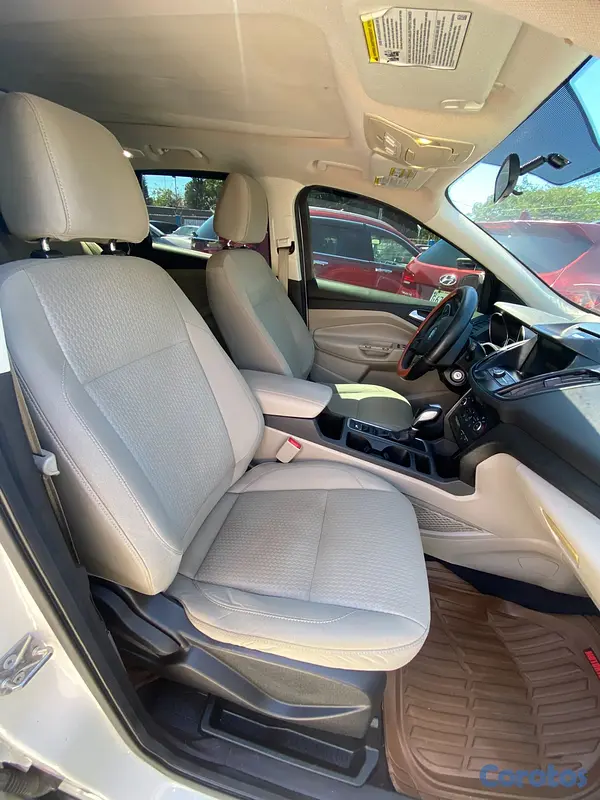 jeepetas y camionetas - FORD ESCAPE SE 2017 9