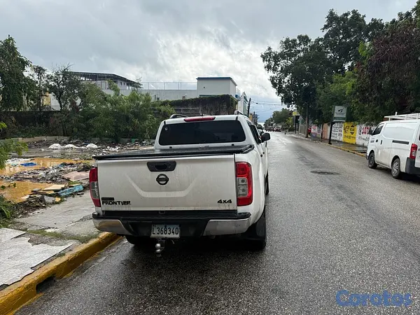 jeepetas y camionetas - Nissan Frontier 2017 3