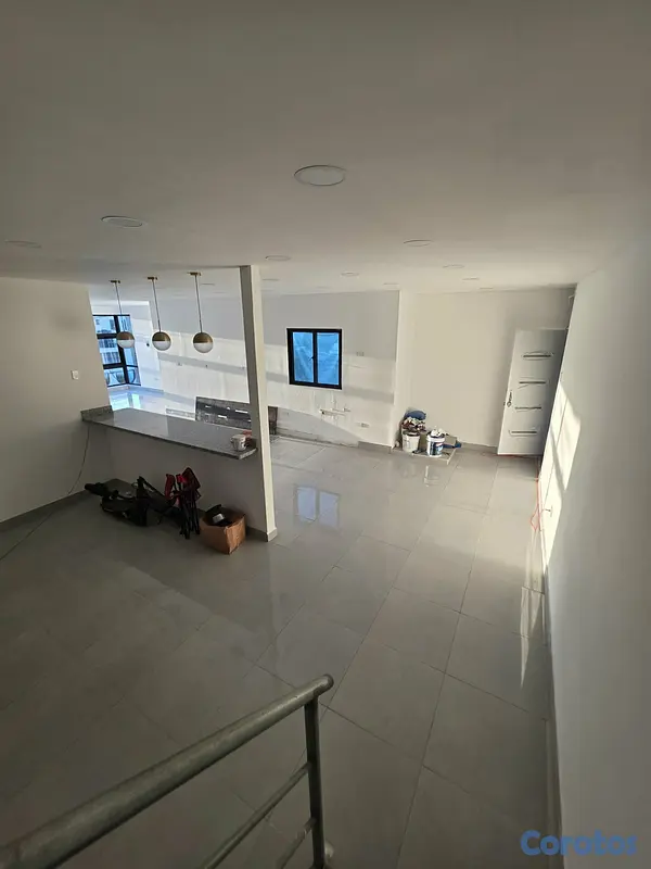 casas - Hermosa casa en excelente sector 10