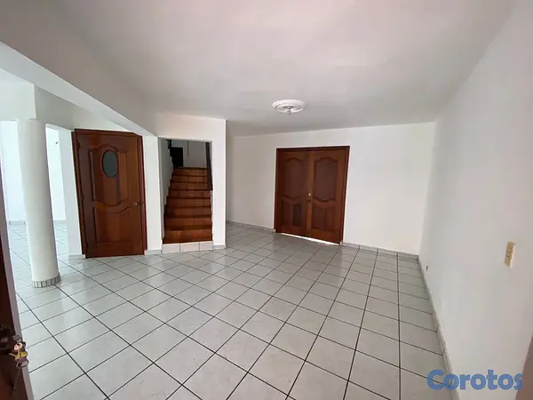 casas - Casa de alquiler en alameda 12