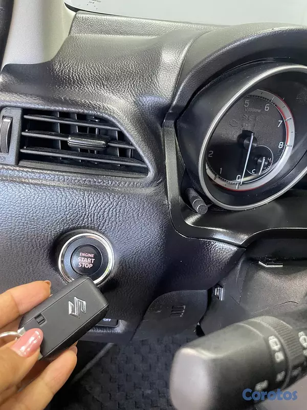 carros - Suzuki swift 2020  7