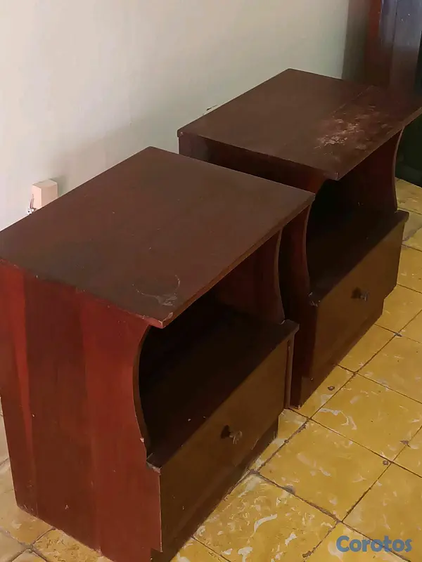 muebles y colchones - mesa noche en caoba 2