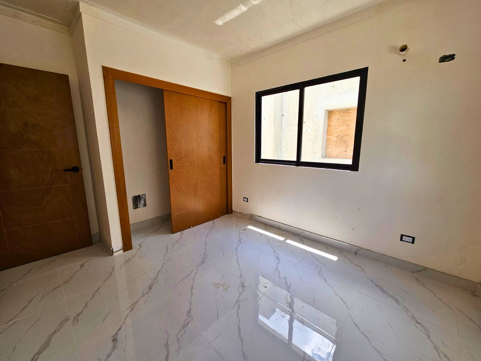 casas - Casa en ciudad modelo ii en venta, jacobo majluta 2