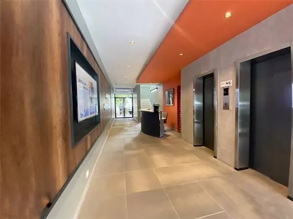 oficinas y locales comerciales - Oficina corporativa  de 75 metros 4