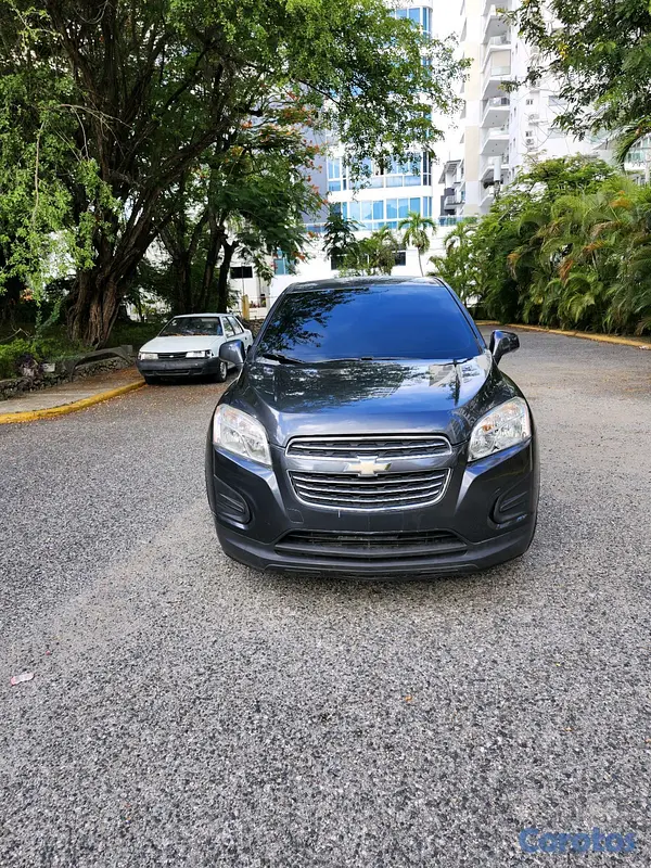 jeepetas y camionetas - Hermosa Chevrolet Trax LS 2