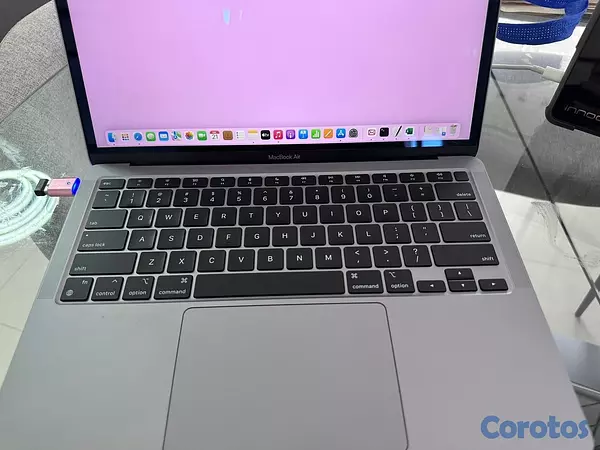 computadoras y laptops - Macbookair  2020 M1 6
