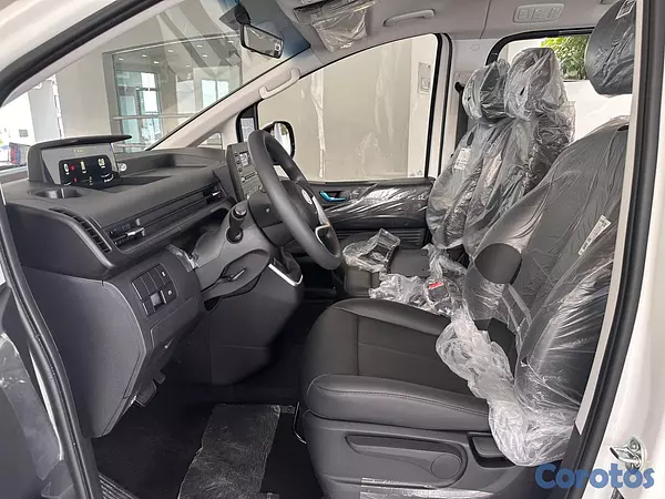 jeepetas y camionetas - Hyundai Staria 2026 7