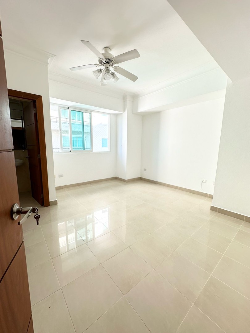 apartamentos - Amplio Apartamento 300 Mts2 en Cerros de Gurabo 3