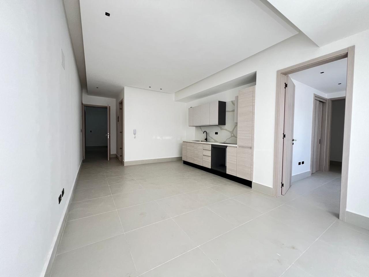apartamentos - Vendo Evaristo morales piso 8 una hab 1.5 baños pa