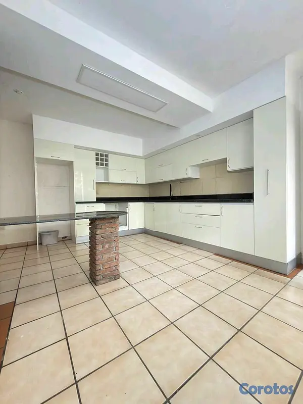 oficinas y locales comerciales - alquilo casa comercial próximo al león Jiménez  9