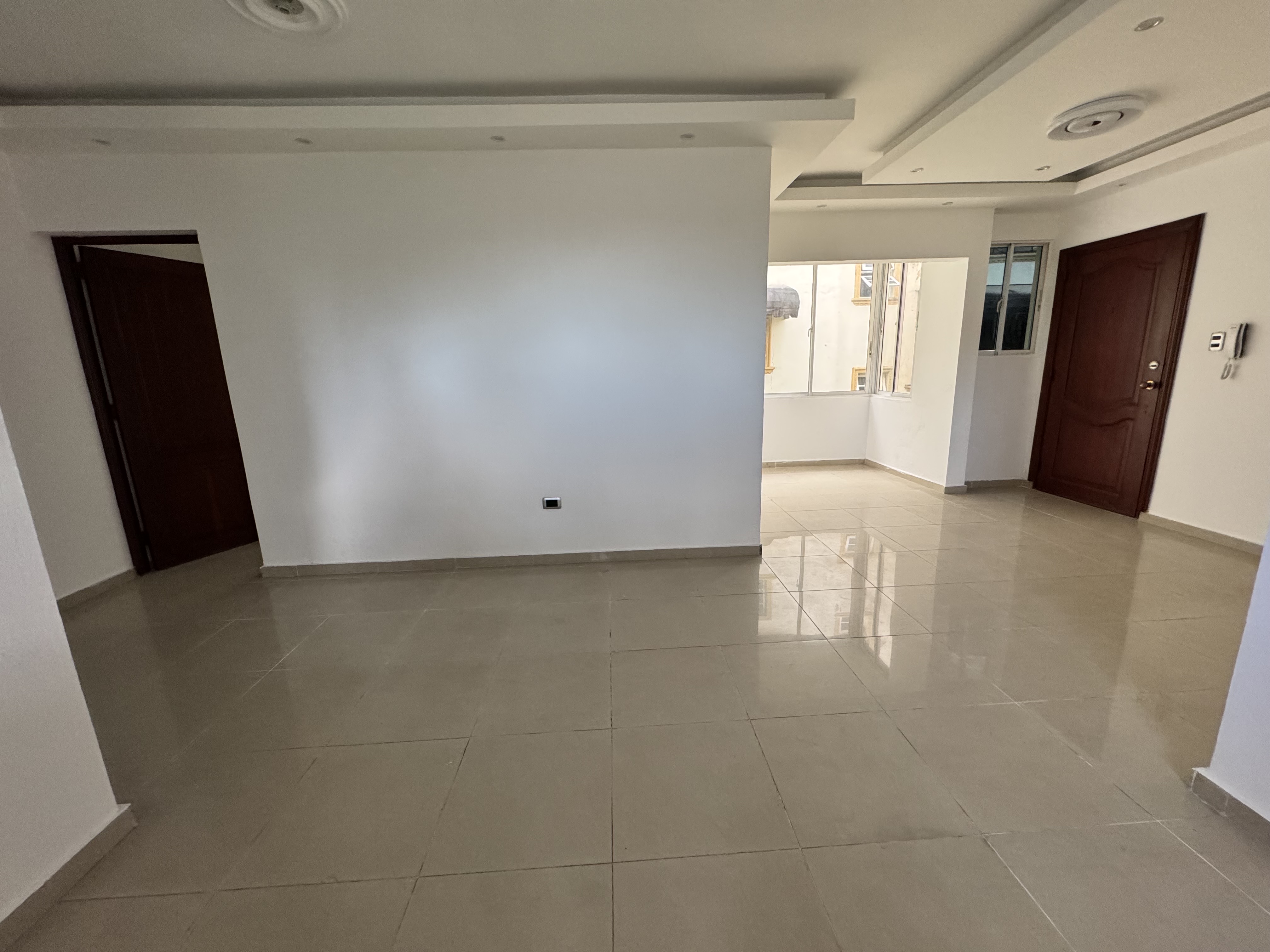 apartamentos - venta de apartamento en Alma Rosa 1 con 136mts Santo Domingo este  5