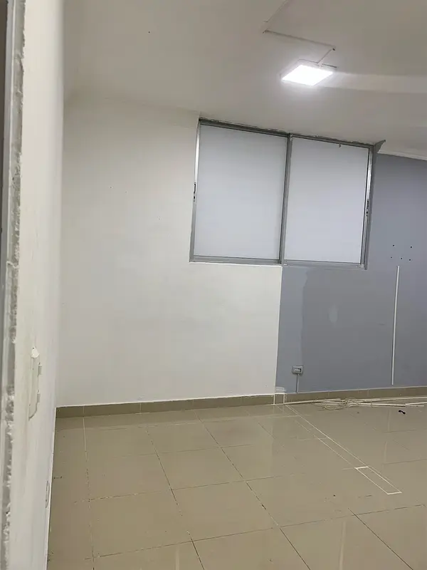 oficinas y locales comerciales - Local céntrico en Naco 3