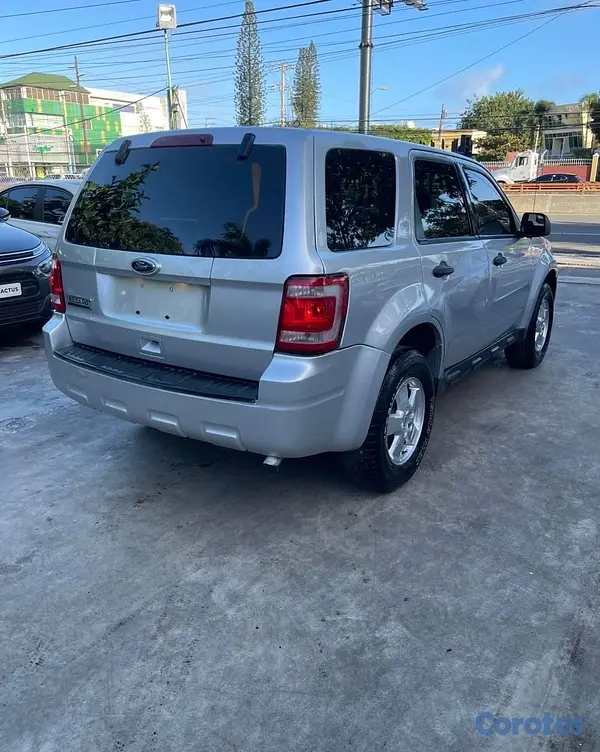 jeepetas y camionetas - FORD ESCAPE XLT 2011 4