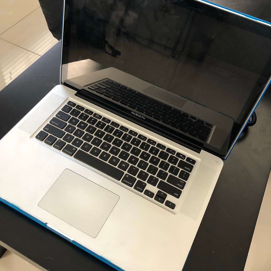 computadoras y laptops - MacBook Pro 2011 (REPARACION O PIEZAS) 2