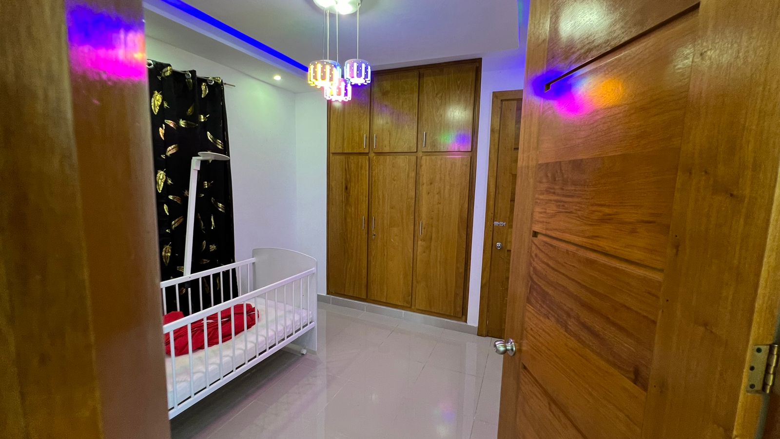casas - CASA EN VENTA EN SANTIAGO. 3