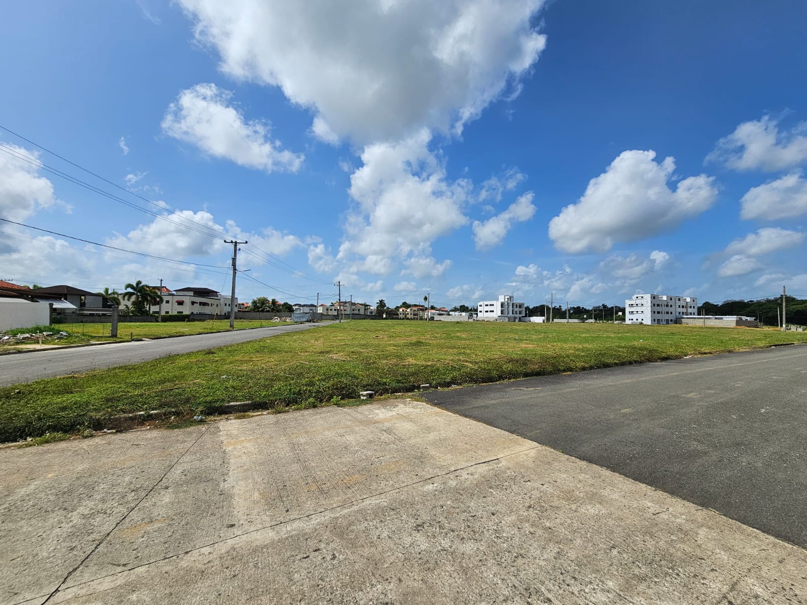 solares y terrenos - Solar en San Francisco de Macoris, Urb. Neftalí 3  2