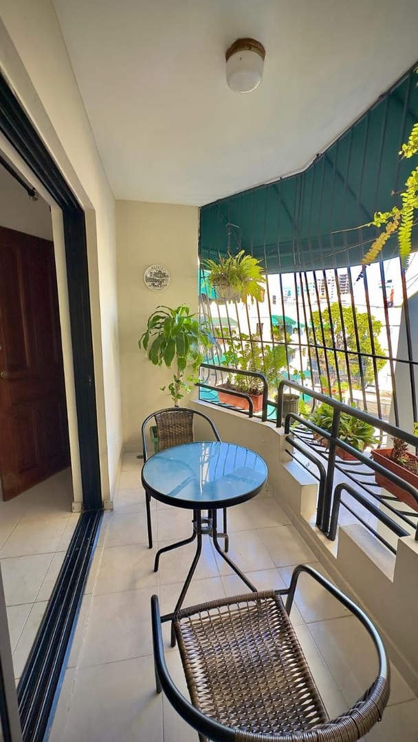 apartamentos - Vendo apartamento en los renacimientos  0