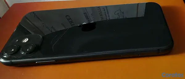 celulares y tabletas - Apple I Phone 11 3