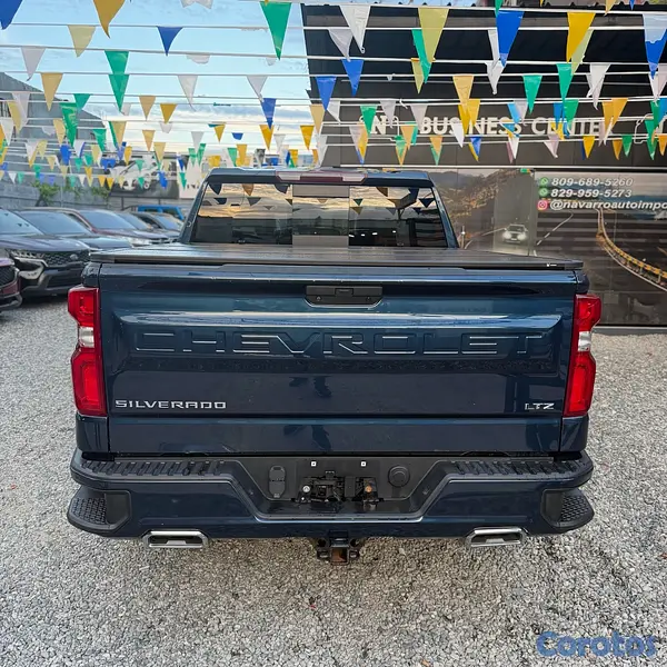 jeepetas y camionetas - CHEVROLET SILVERADO LTZ DURAMAX 4x4 2020 13