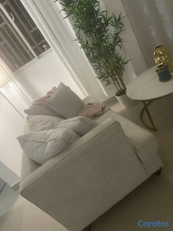 muebles y colchones - vendo comedor nuevo,moderno de caoba y mueble importados,vendo juntos o separado 6
