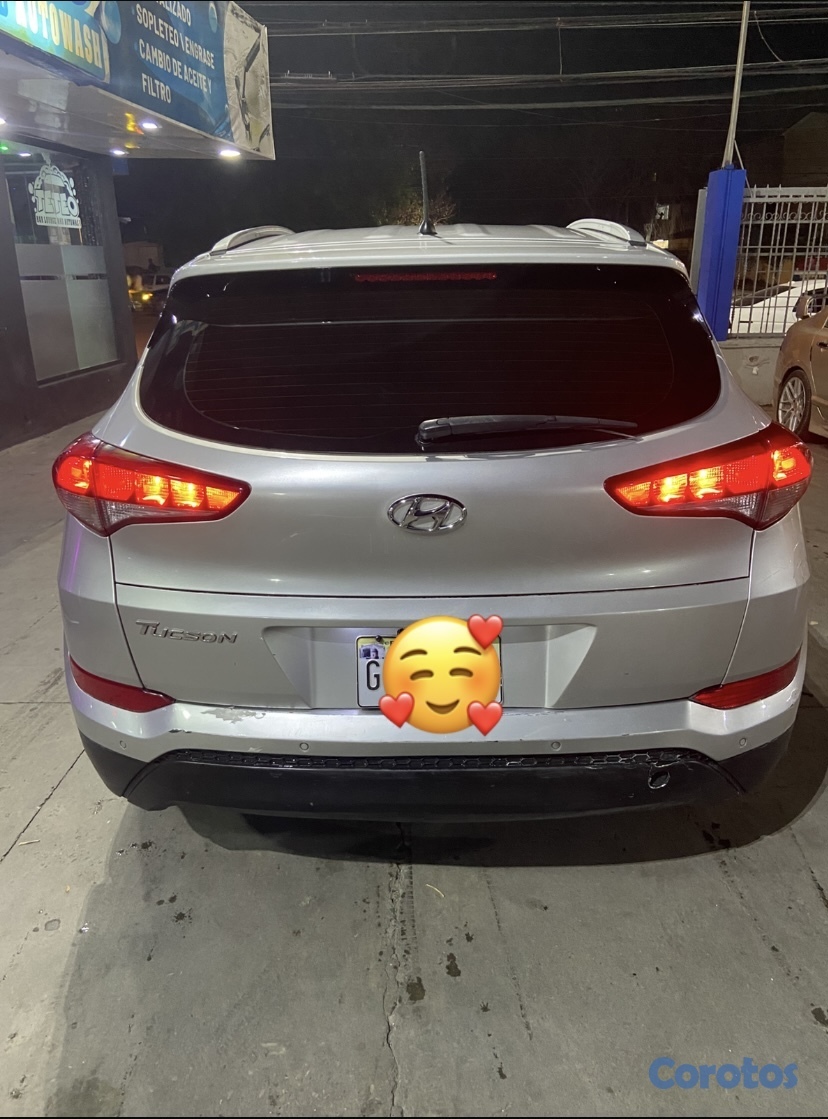 jeepetas y camionetas - Hyundai tucson 2017 disponible  1