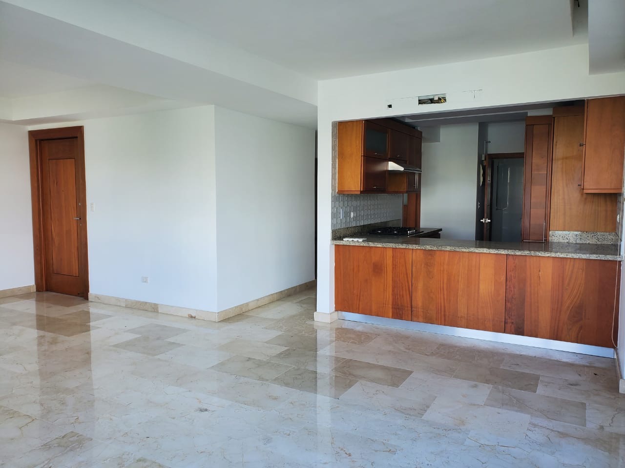 apartamentos - Alquiló mirador sur tres hab con baño dos parqueos 2