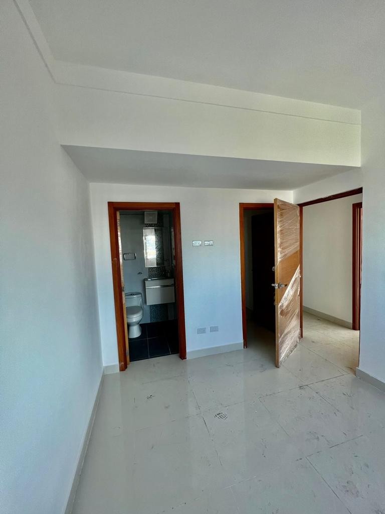 apartamentos - Apartamento piso 9, Renacimiento, Distrito Nacional (Junior) 4