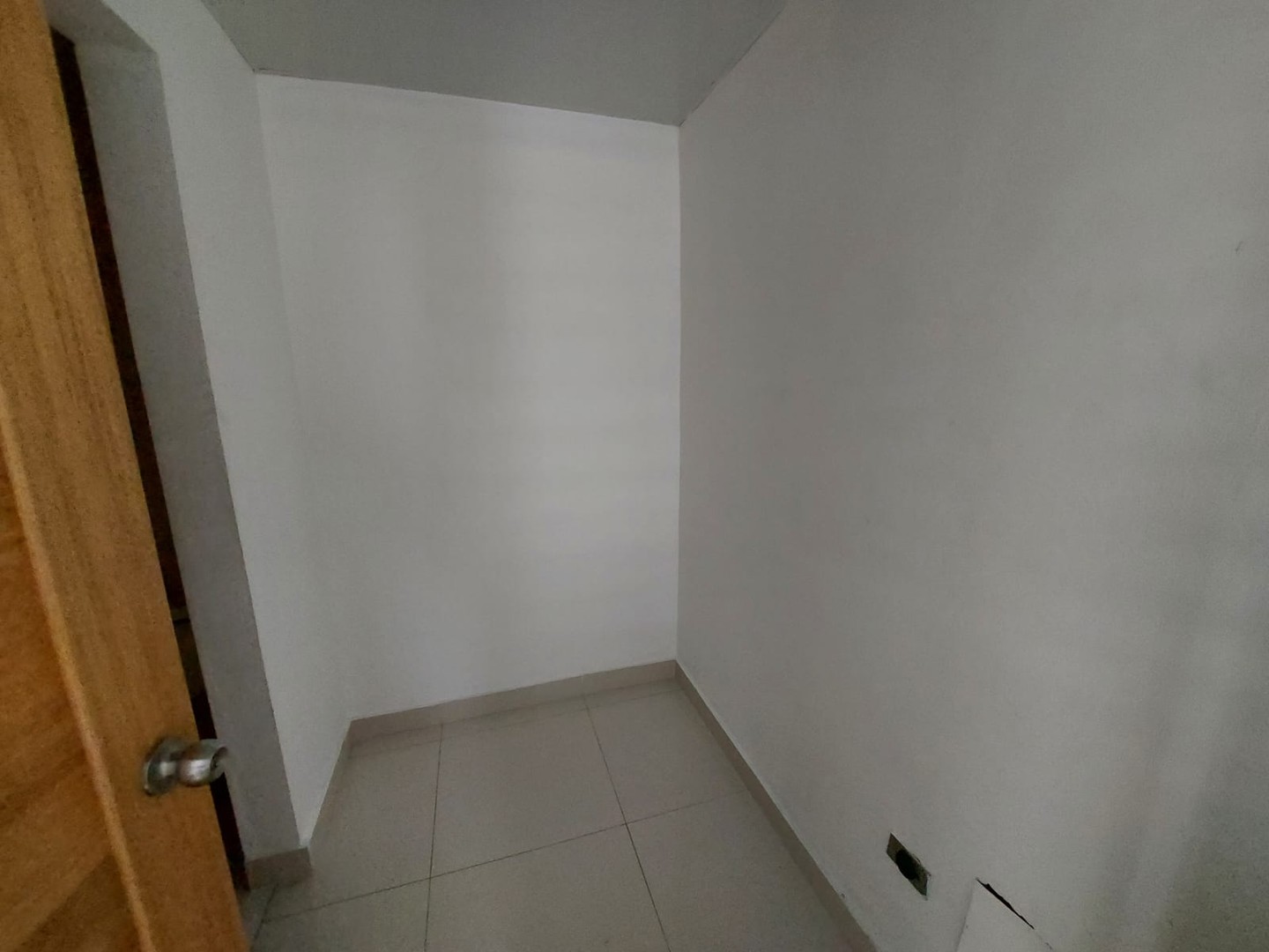 apartamentos - VENDO Hermoso y Amplio Apartamento de 2 Habitaciones En El Renacimiento  5