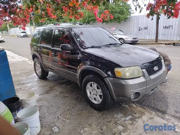jeepetas y camionetas - Ford Escape 2005  5